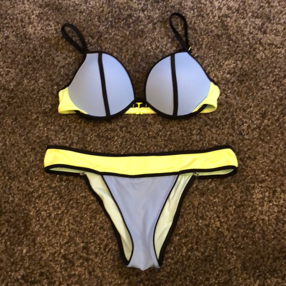 Victoria’s Secret bikin